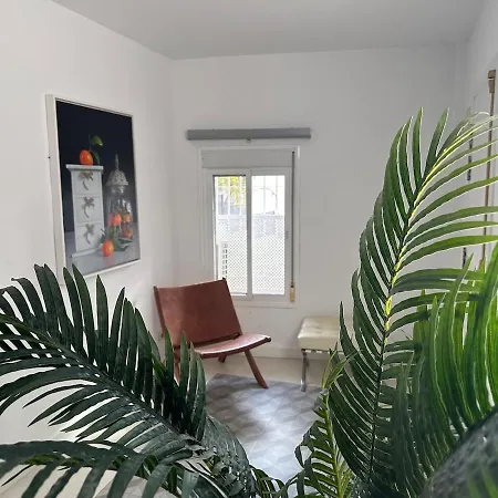 Apartment In Malaga 8 Mins From The Beach Exterior photo